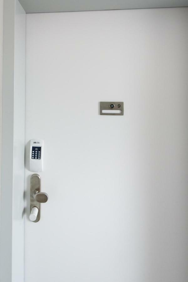 1100 Apartment *