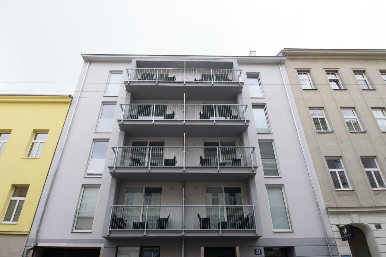 1100 Apartment