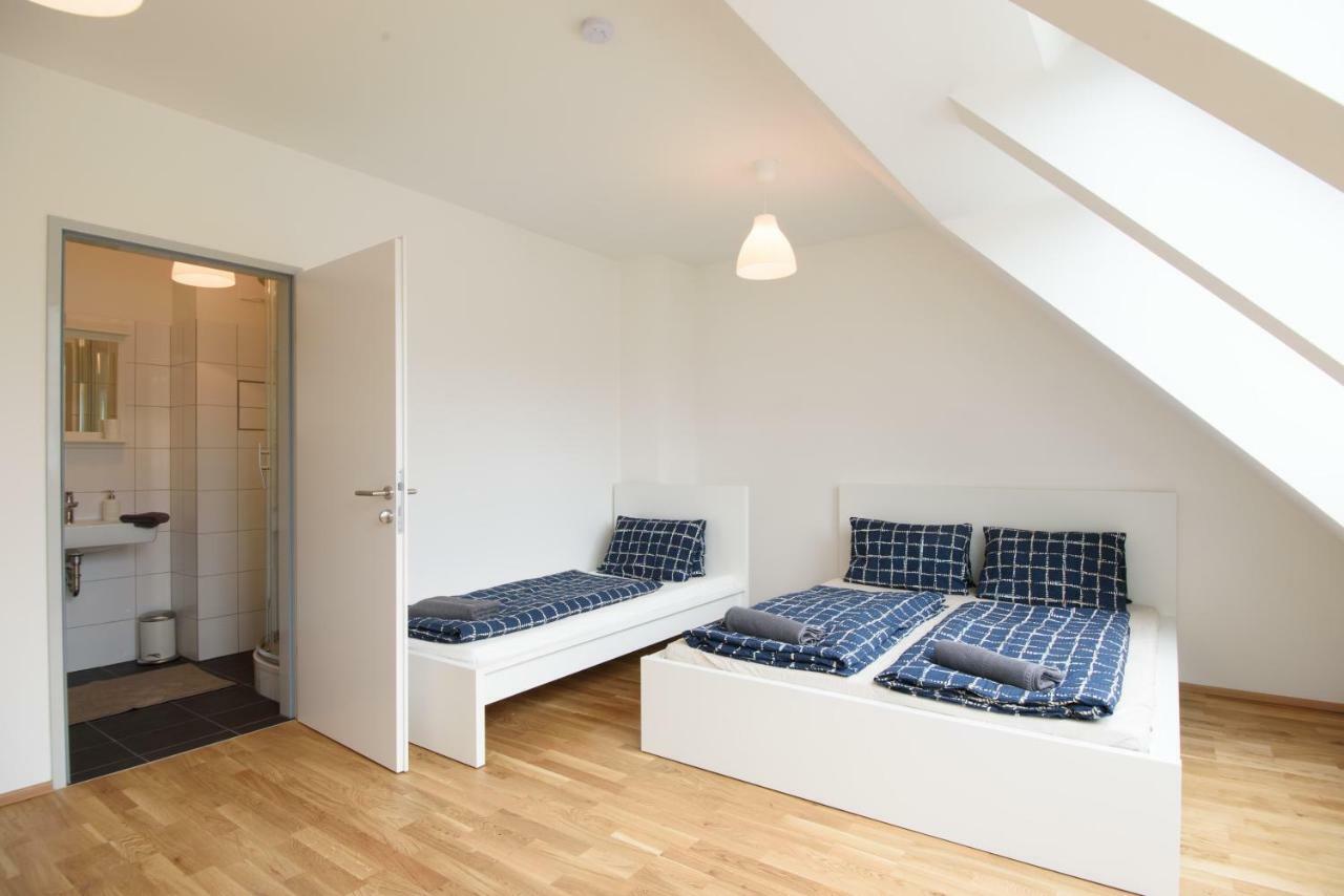 1100 Apartment *